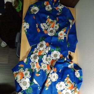 Vintage Paradise Hawaii Floral Pattern Dress Suit